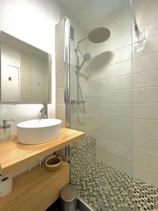 Superbe Studio Avec Parking Gratuit Sur Place Paray-Vieille-Poste Extérieur photo